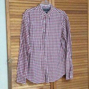 Banana Republic Red and White Checkered Shirt